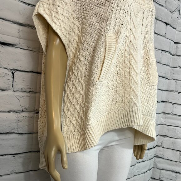Parkhurst Cream Knit Pocho with Kangaroo Pocket and Shawl Collar - Picture 3 of 11